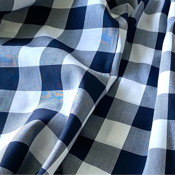 NWT Ann Taylor LOFT Navy and White Buffalo Check Sleeveless Blouse, Size: M - Picture 8 of 9